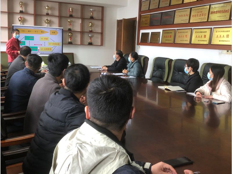 千赢国际·(中国区)有限公司官网
关于申报长垣市市长质量奖的培训学习